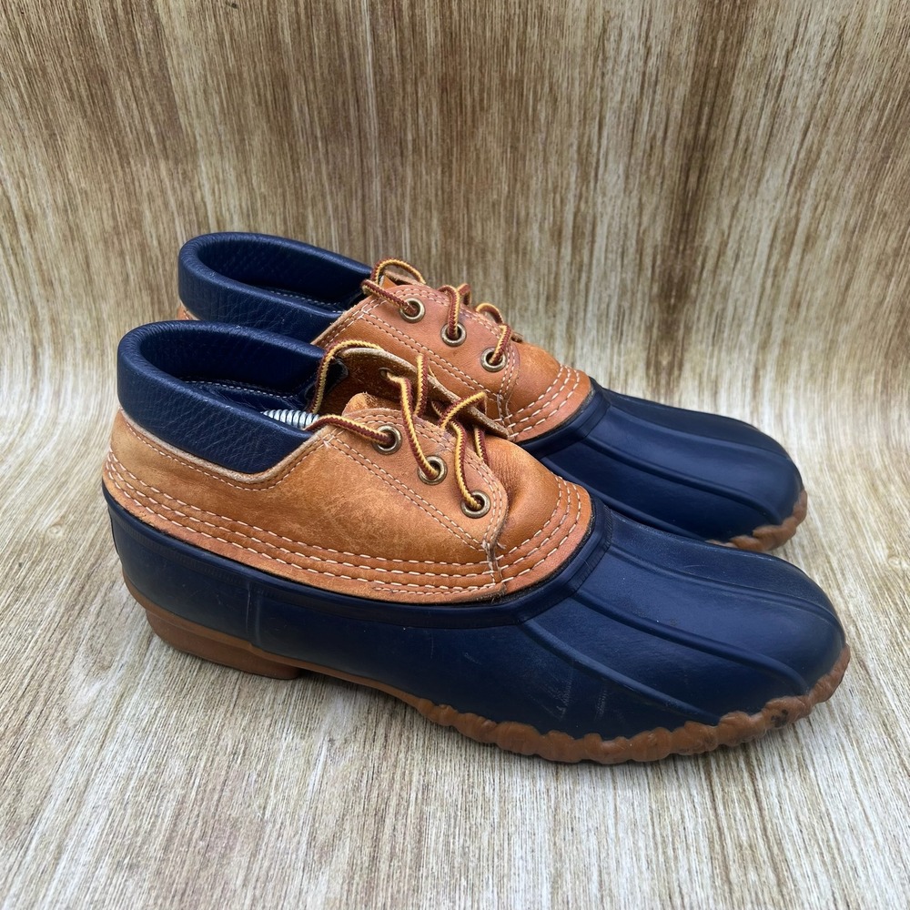 L.L. Bean Maine Hunting Shoe Women's Size 8 Navy Blue Tan Low Duck Boots